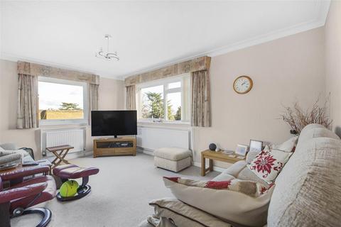 3 bedroom flat for sale, Maplin Close, Winchmore Hill, N21