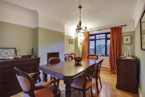 4 Bourne Place Meadows, Hildenborough, Tonbridge, TN11 8NW