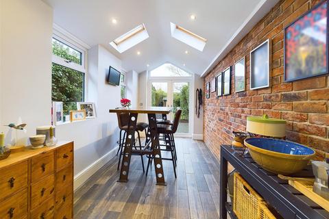 244 Beacon Street, Lichfield, WS13 7BH