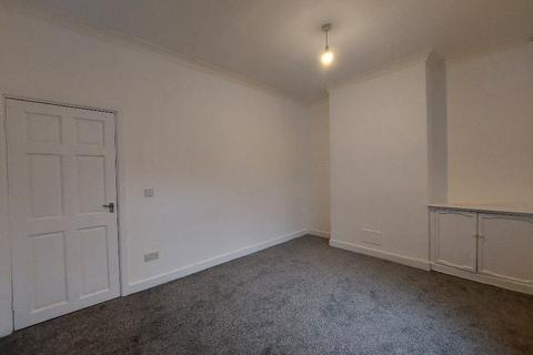 2 bedroom terraced house to rent, Burnley  BB11