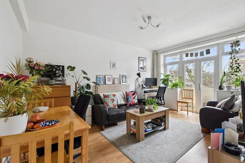 1 bedroom flat for sale, Maida Vale, London W9