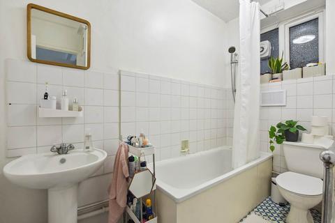 1 bedroom flat for sale, Maida Vale, London W9