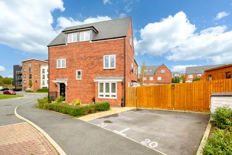 4 bedroom semi-detached house for sale, Webster Close, Bracknell RG12