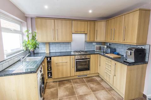 2 bedroom end of terrace house for sale, Kings Road, Market Harborough