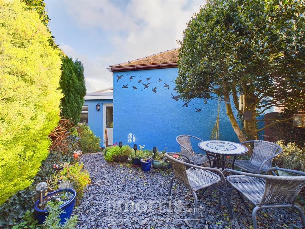 CAM02122 G0-PR0202-STILL021.jpg