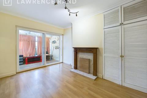 2 bedroom maisonette for sale, Stuart Avenue, Harrow, Middlesex, HA2