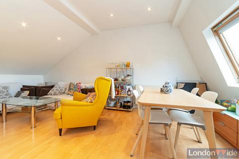 4 bedroom maisonette for sale, Farm Lane, Fulham, SW6