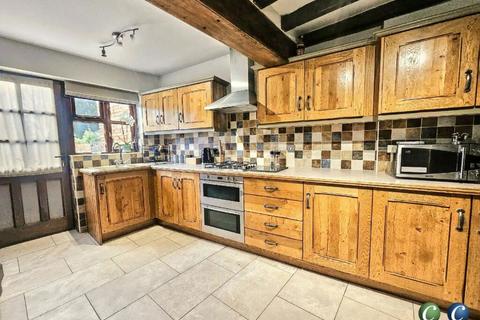 2 bedroom terraced house for sale, High Street, Abbots Bromley, Rugeley, Staffordshire, WS15 3BL