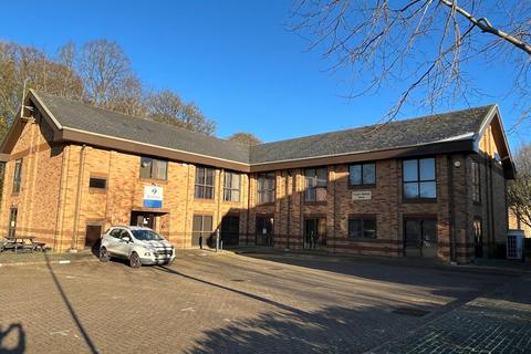 Office to rent, 25 and 28 Fleetwood House, Chipping Norton, Fleetwood House, Cromwell Park, Chipping Norton, OX7 5DF