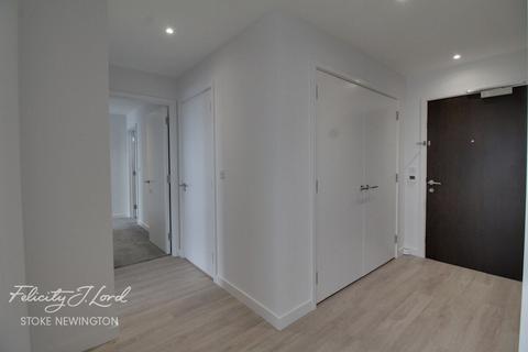 2 bedroom apartment for sale, Newnton Close, London, N4