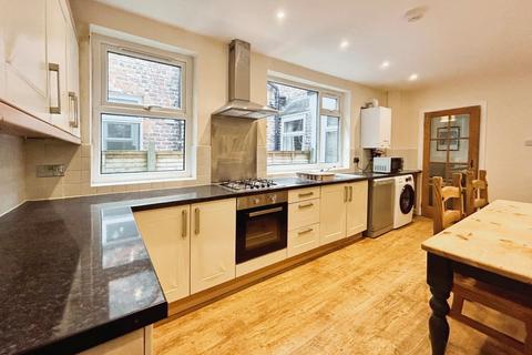 4 bedroom terraced house to rent, Richmond Road, Manchester, Greater Manchester, M14