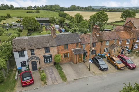 undefined, Lawn Hill, Edgecott, HP18