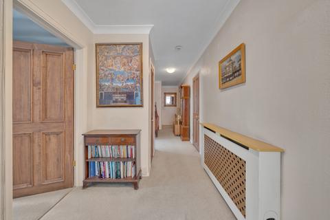 2 bedroom apartment for sale, Barchester Lodge, Woodside Park N12