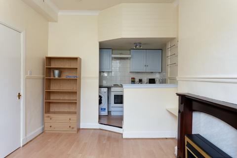 1 bedroom flat to rent, Wardlaw Street, Edinburgh EH11