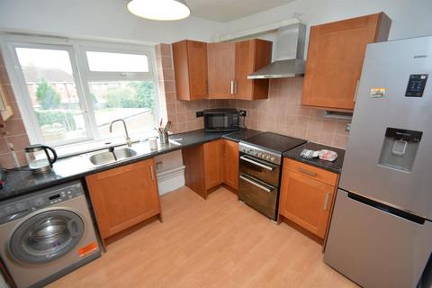 2 bedroom maisonette to rent, Haydock Avenue, Northolt, UB5 4AW