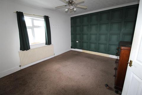 56 North Road, Queenborough, ME11 5HA