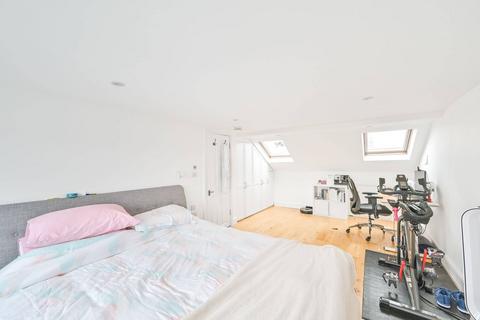 5 bedroom terraced house to rent, FALKLAND AVENUE, Finchley Central, London, N3