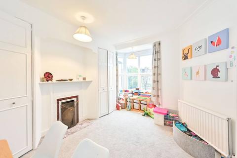 5 bedroom terraced house to rent, FALKLAND AVENUE, Finchley Central, London, N3