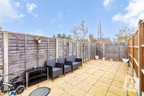 2 bedroom end of terrace house for sale, Crowlands Avenue, Romford, RM7