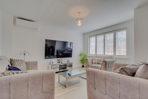 undefined, Elm Walk, Rayleigh, SS6