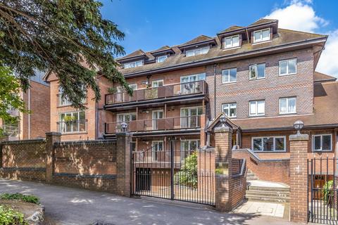 2 bedroom flat for sale, Wimbledon Hill Road, Wimbledon