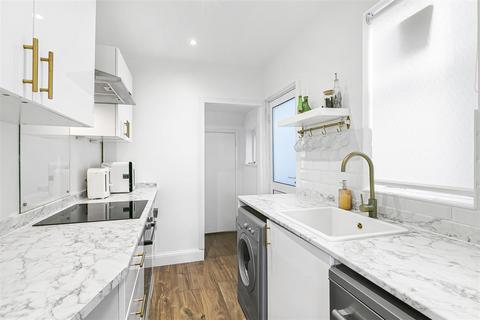 44 Hillview Road, Sutton, SM1 3NT
