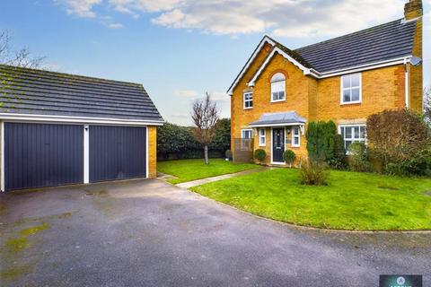 4 bedroom detached house for sale, Henley Close, Maidenbower RH10