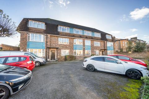 5 Sutton Court, London, W5 3PG
