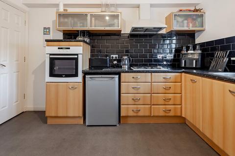 3 bedroom townhouse for sale, Tollbraes Road, Bathgate