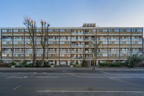 3 bedroom flat for sale, Carlton Vale, London NW6