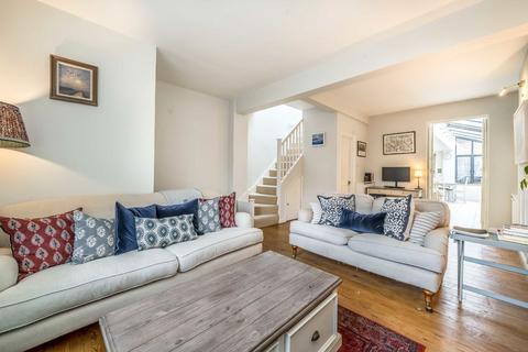 3 bedroom house for sale, Robertson Street, London SW8