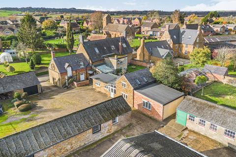 6 bedroom house for sale, Claydon, Nr Banbury, Oxfordshire