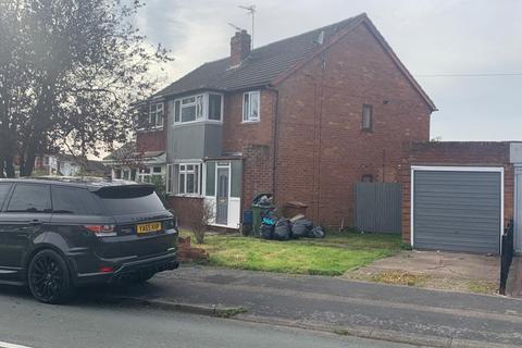 3 bedroom house to rent, Sandringham Avenue, Willenhall