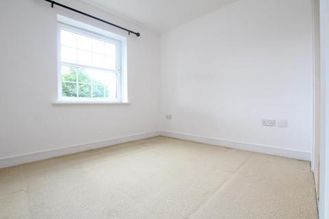 2 bedroom apartment to rent, Champs Sur Marne, Bristol BS32