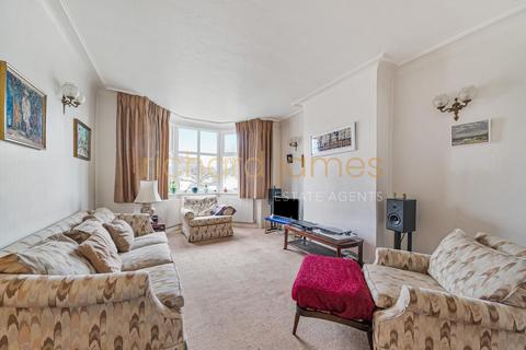 4 bedroom house for sale, Upcroft Avenue, Edgware