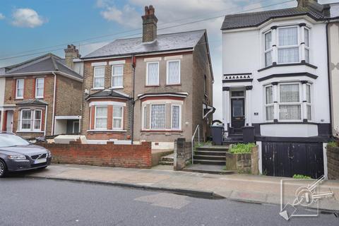 2 bedroom house for sale, Springhead Road, Northfleet, Gravesend