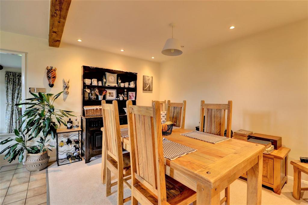 Kitchen Dining room