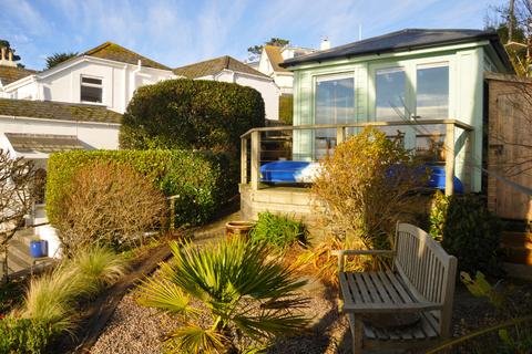 2 bedroom apartment for sale, 150 yards from Tavern Beach, St Mawes, Cornwall