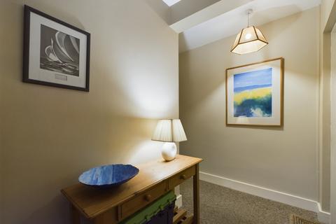 2 bedroom apartment for sale, 150 yards from Tavern Beach, St Mawes, Cornwall