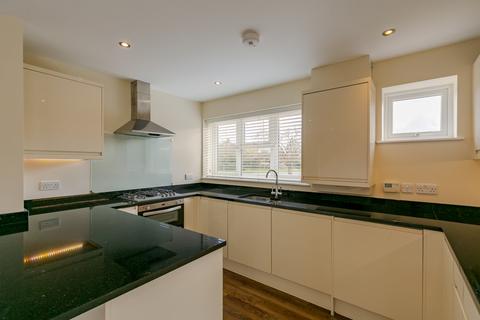 29 Cherry Tree Road, Milford, Godalming, GU8 5AX