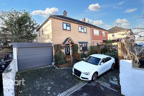 3 bedroom semi-detached house for sale, Chelvey Close, Bristol