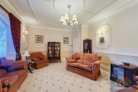 6 bedroom detached house for sale, Cambridge Road, Southport PR9