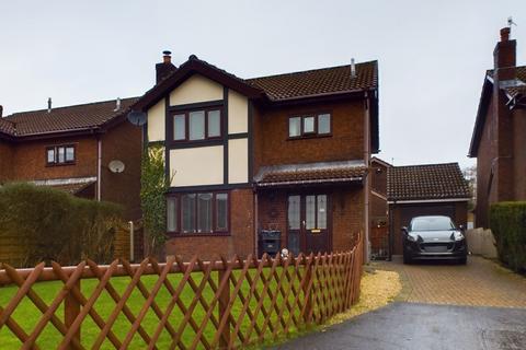 3 bedroom detached house for sale, St. James Park, Tredegar, NP22