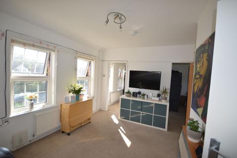 2 bedroom flat to rent, Hedgerley Lane, Beaconsfield HP9