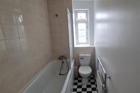 1 bedroom flat to rent, Ashford Road, London NW2