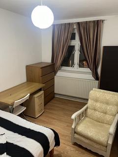 1 bedroom house to rent, Ellsworth Street, Bethnal Green