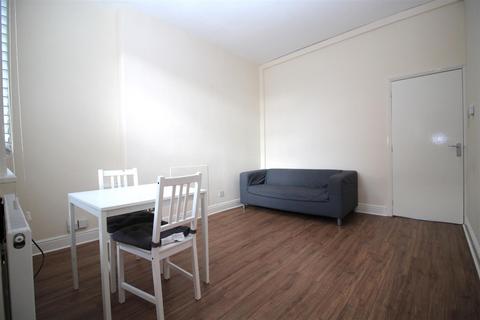 1 bedroom apartment to rent, Evington Road, Leicester