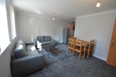 2 bedroom flat to rent, Bold Street, Manchester M15