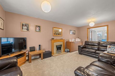 3 bedroom semi-detached house for sale, Balshaw Way, Chilwell, Nottingham, NG9 6RQ