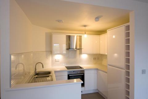 2 bedroom apartment to rent, Kershaw Drive, Lancaster